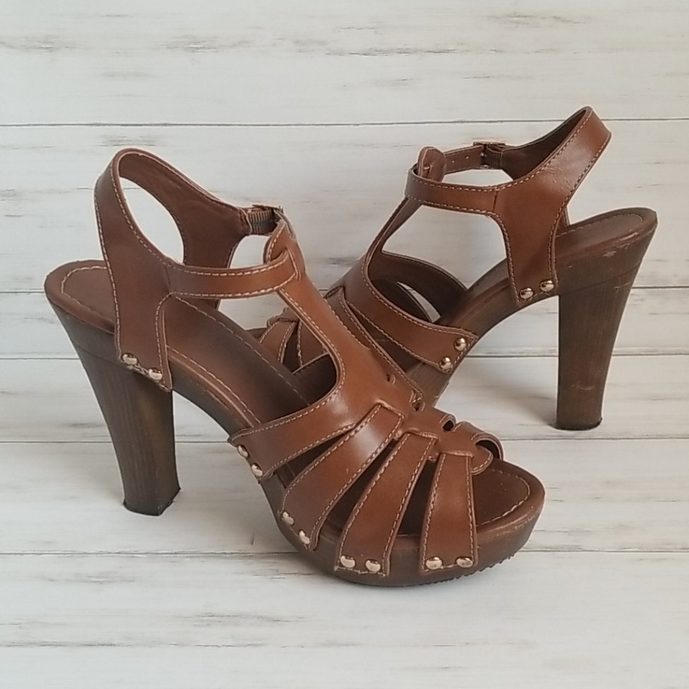Cognac Faux Wood Platform Heels